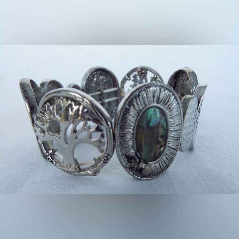 UNBRANDED SILVER STRETCH BANGLE BRACELET TREE & IRIDESCENT SHELL PENDANT BEADS